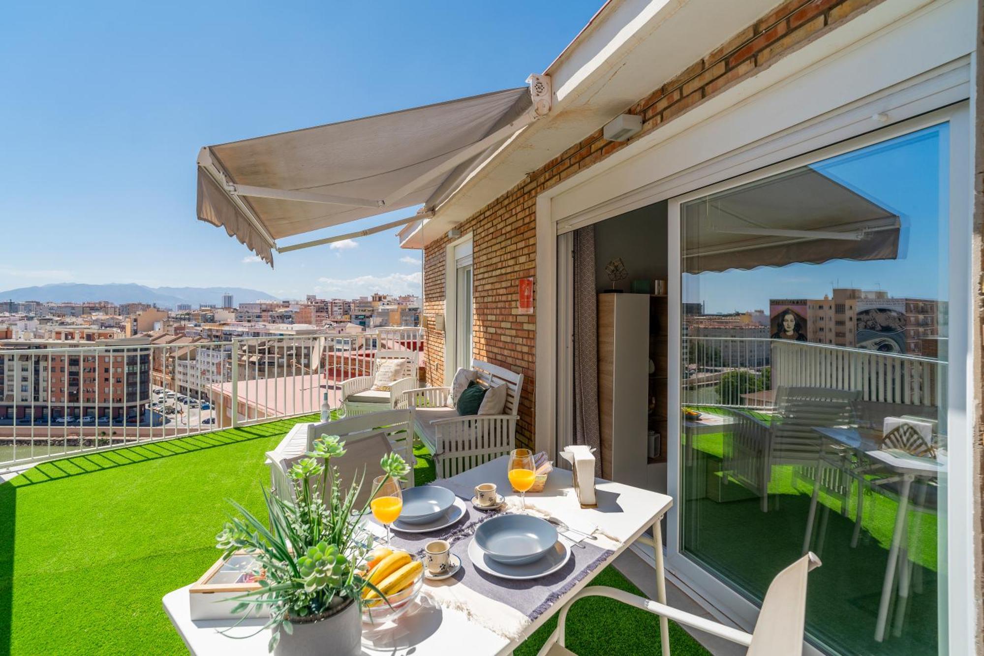 Sea Views Penthouse City Center Малага Экстерьер фото